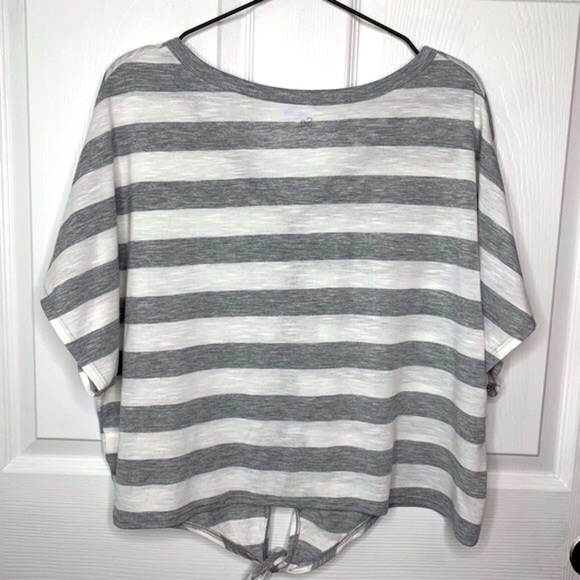 SO  Top - Picture 2 of 6